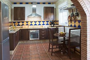 Holiday Home With Private Pool Near Andalusian Village Comares, Malaga