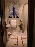 Room-merzuq House - Deluxe Double Room w