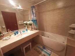 Oliveiras Atlantic View