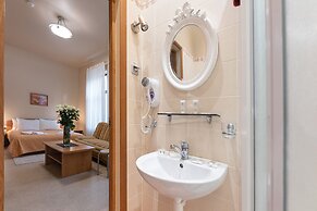 Valensija Studio Apartment Hotel