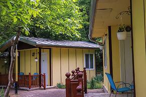 Ideal Bungalow for 2 or 3 Guests Surrounded by a Lovely Garden