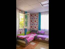 Lovely Bungalow in Pretty Area Place