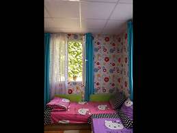 Lovely Bungalow in Pretty Area Place