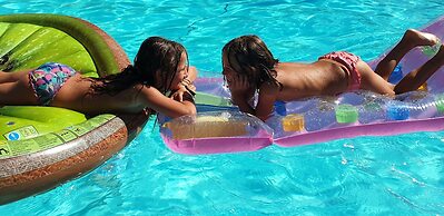 Tuscan Villa, Private Pool and Tennis Court Garden,wi-fi, Ac, Pet Frie