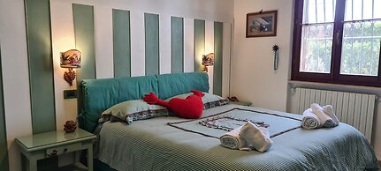 Tuscan Villa, Private Pool and Tennis Court Garden,wi-fi, Ac, Pet Frie