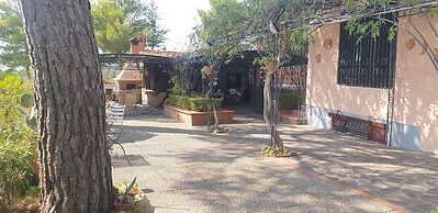 Tuscan Villa, Private Pool and Tennis Court Garden,wi-fi, Ac, Pet Frie