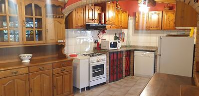 Tuscan Villa, Private Pool and Tennis Court Garden,wi-fi, Ac, Pet Frie