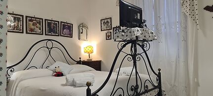 Tuscan Villa, Private Pool and Tennis Court Garden,wi-fi, Ac, Pet Frie