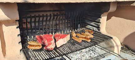 Tuscan Villa, Private Pool and Tennis Court Garden,wi-fi, Ac, Pet Frie