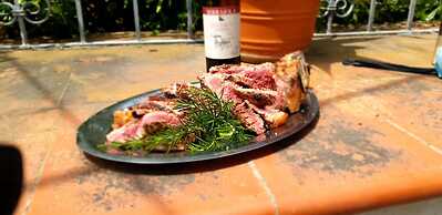 Tuscan Villa, Private Pool and Tennis Court Garden,wi-fi, Ac, Pet Frie