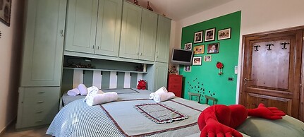 Tuscan Villa, Private Pool and Tennis Court Garden,wi-fi, Ac, Pet Frie