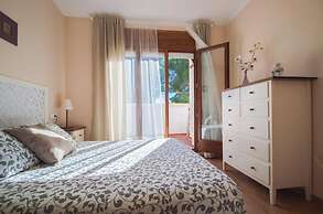 Nice Home see French Title