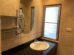 Baan Suan Lalana F4 R423