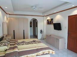 View Talay 1B Floor 6 Room