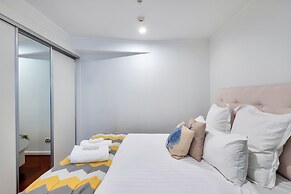 Spacious 2 Bedroom CBD Apt