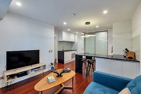 Spacious 2 Bedroom CBD Apt