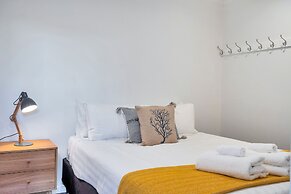 Spacious 2 Bedroom CBD Apt