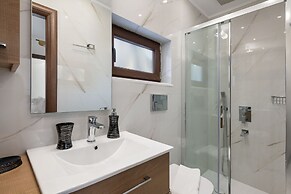 Castello Luxury Residence