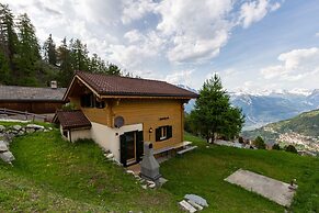 Relaxing Sauna Chalet for 6