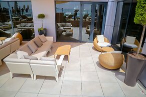 Park Mall Hotel & Conference Center