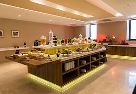 Park Mall Hotel & Conference Center