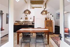 Perfect Cottage Hideaway in the Divine Pewsey Vale