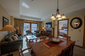 Kid-Friendly 2 Bedroom Bathroom - Slopeside Condo - No Cleaning Fee! b