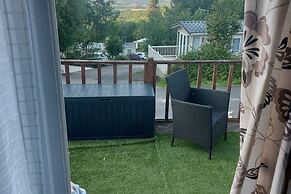 Lodge - Sleeps 6 With Pool Access