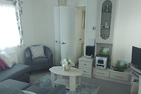 Lodge - Sleeps 6 With Pool Access