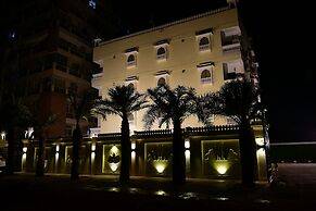 Hotel Grand Lotus Inn