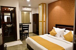 Hotel Grand Lotus Inn