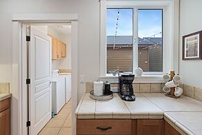 Tranquility On The Bluffs 3 Bedroom Townhouse by RedAwning