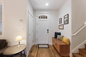Tranquility On The Bluffs 3 Bedroom Townhouse by RedAwning