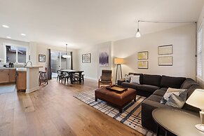 Tranquility On The Bluffs 3 Bedroom Townhouse by RedAwning