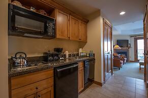 Slopeside Studio Unit With Kitchenette Studio Bedroom Condo - No Clean