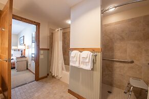 Wheelchair Accessible 2-Bedroom Slopeside Condo - No Cleaning Fee! by 