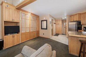 Iron Horse C5083 Studio Bedroom Condo by RedAwning