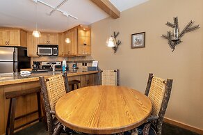 Iron Horse C5083 Studio Bedroom Condo by RedAwning