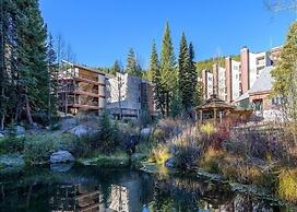 Iron Horse C5083 Studio Bedroom Condo by RedAwning