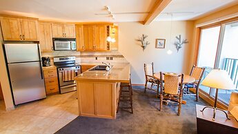 Iron Horse C5083 Studio Bedroom Condo by RedAwning