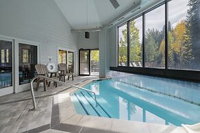 Iron Horse C5083 Studio Bedroom Condo by RedAwning