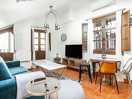 Limehome Granada Calle Sta. Ana