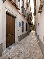 Limehome Granada Calle Sta. Ana