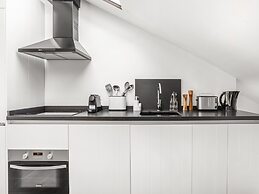 Limehome Granada Calle Sta. Ana