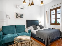 Limehome Granada Calle Sta. Ana