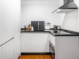 Limehome Granada Calle Sta. Ana