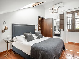 Limehome Granada Calle Sta. Ana