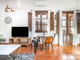 Limehome Granada Calle Sta. Ana