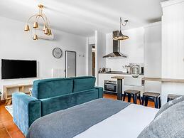 Limehome Granada Calle Sta. Ana