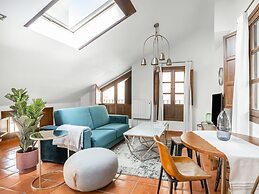 Limehome Granada Calle Sta. Ana